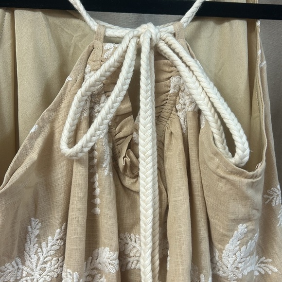 NWT Taupe Palm Tree Embroidered Midi Dress - Very J - Picture 4 of 5